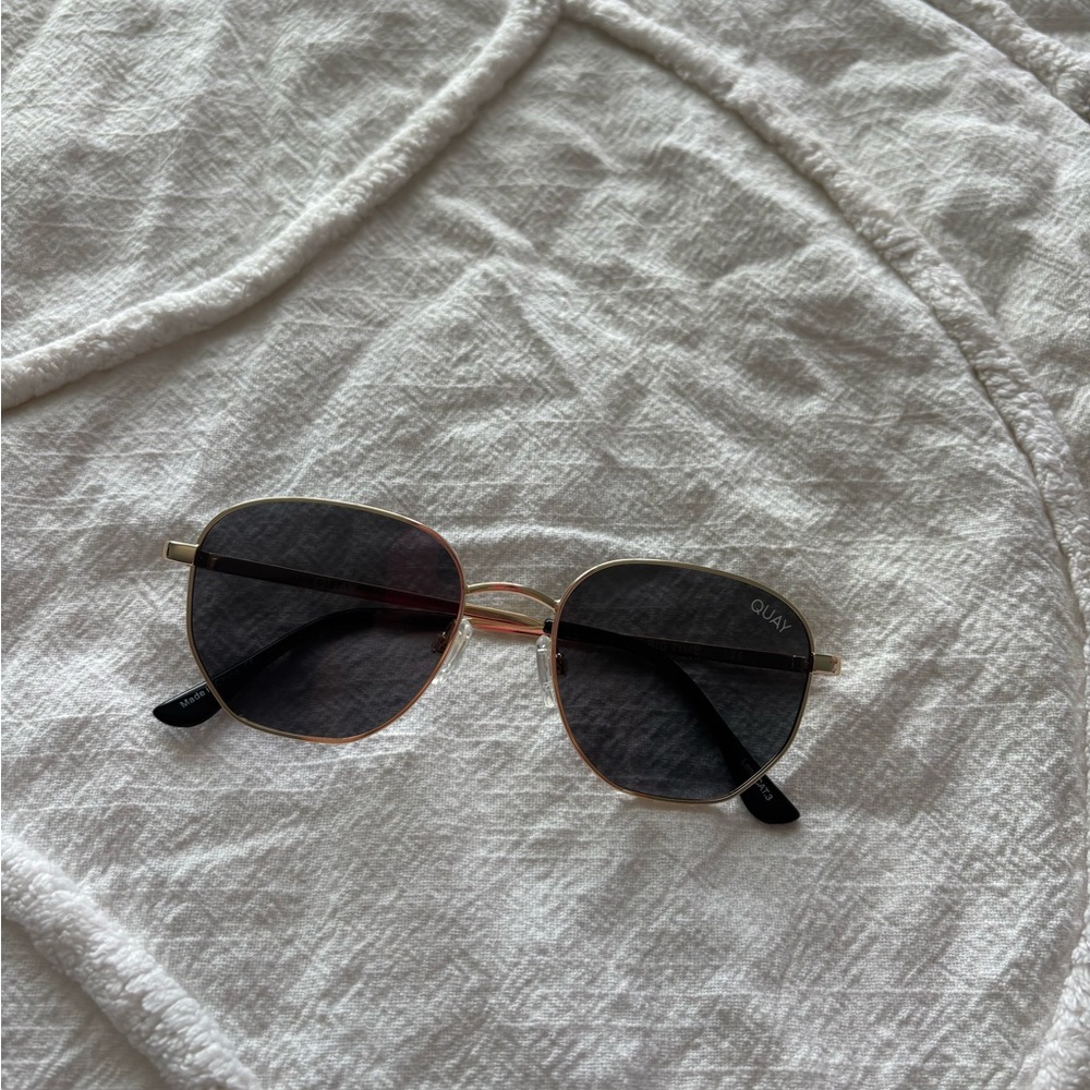 Quay sunglasses